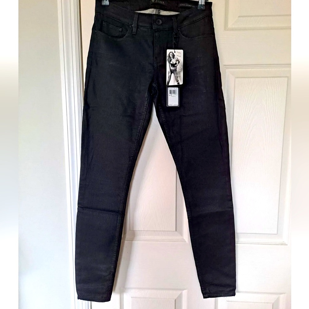 GUESS POWER SKINNY LOW RISE COATED 28